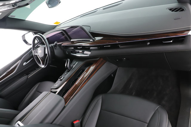 Used 2022 Cadillac Escalade Luxury w/ LPO, Floor Liner Package AWD/4WD image 33