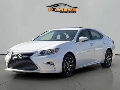 Used 2016 Lexus ES 350 w/ Navigation System Package