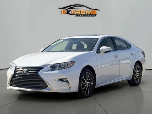 Used 2016 Lexus ES 350 w/ Navigation System Package FWD image 1