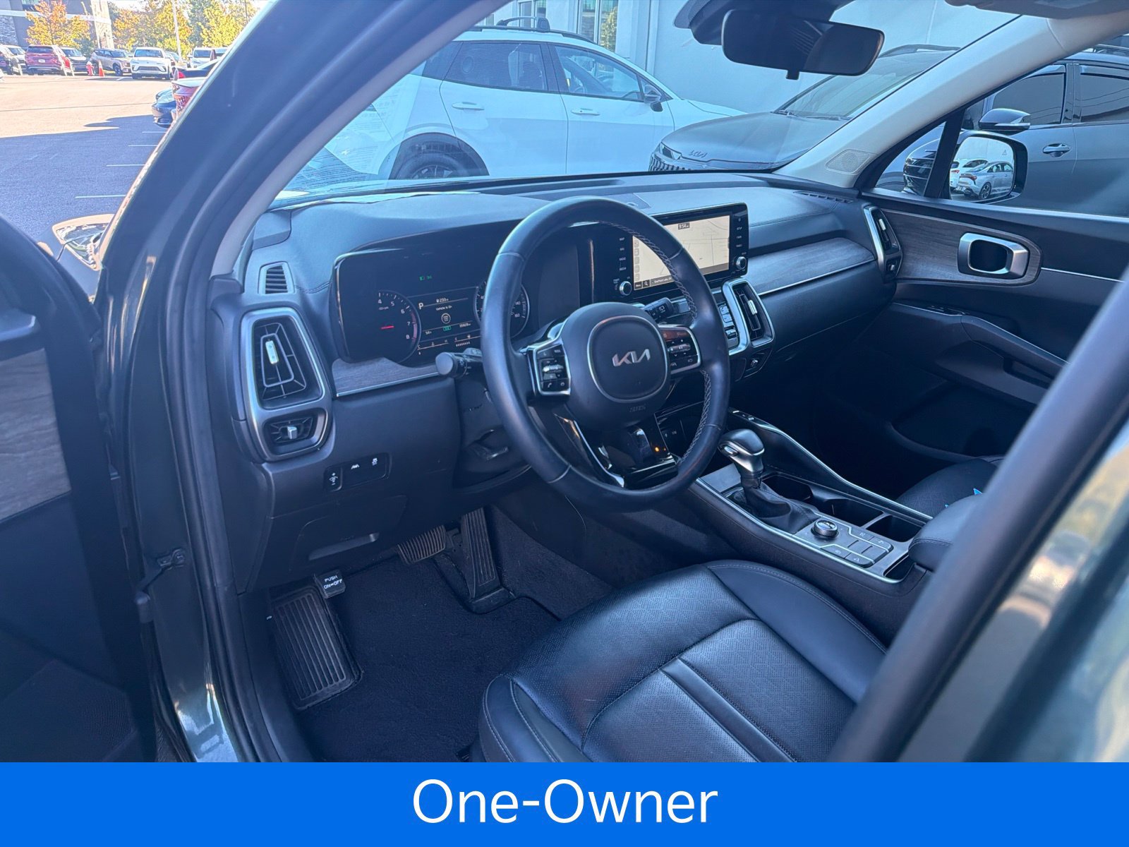 Used 2023 Kia Sorento S AWD/4WD image 13