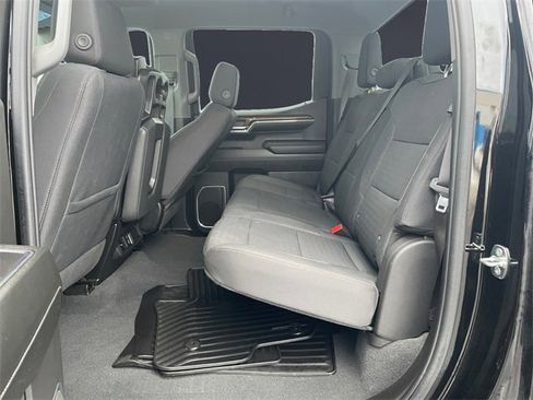 Used 2024 Chevrolet Silverado 1500 LT image 13