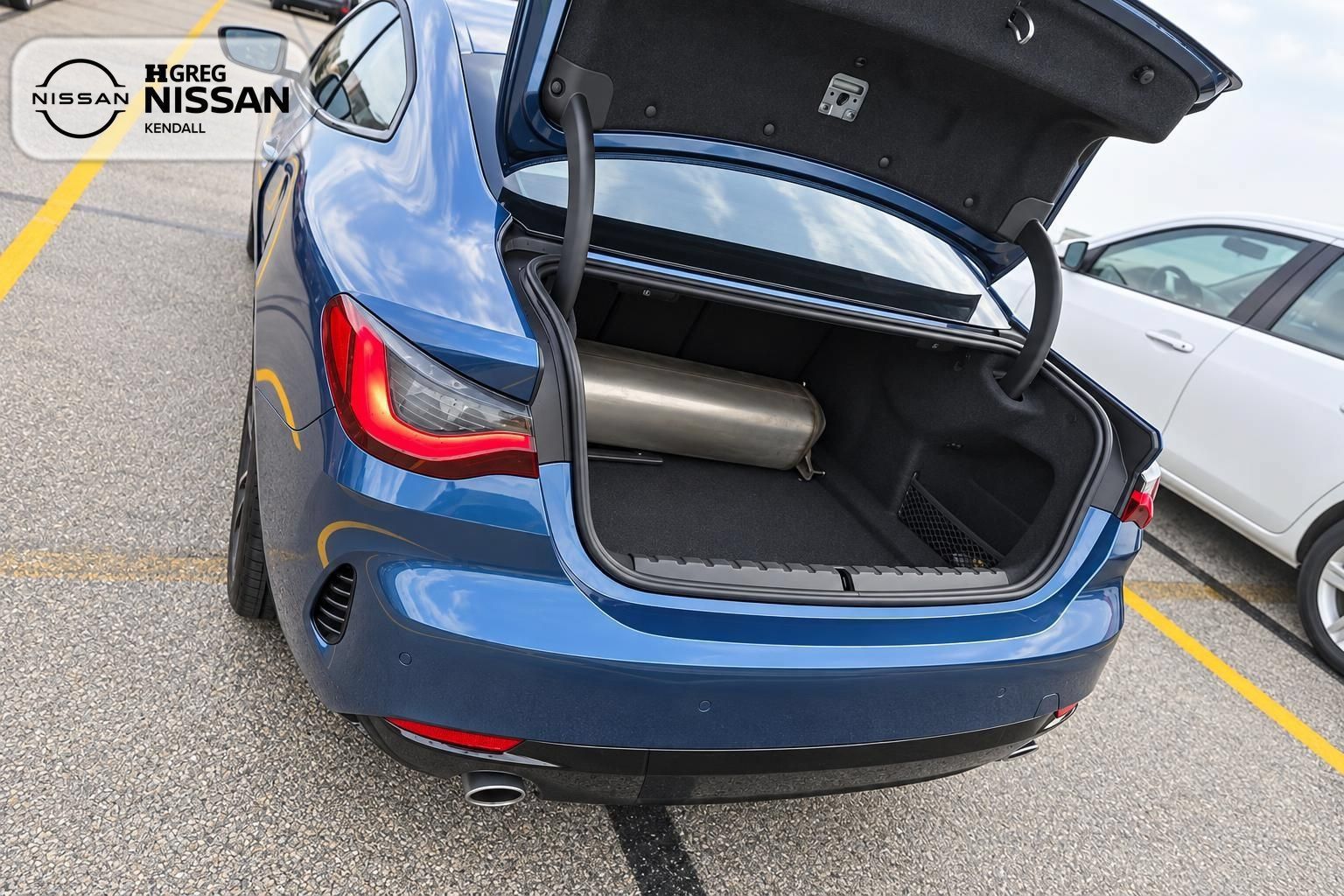Used 2023 BMW 430i Coupe w/ Premium Package RWD image 16