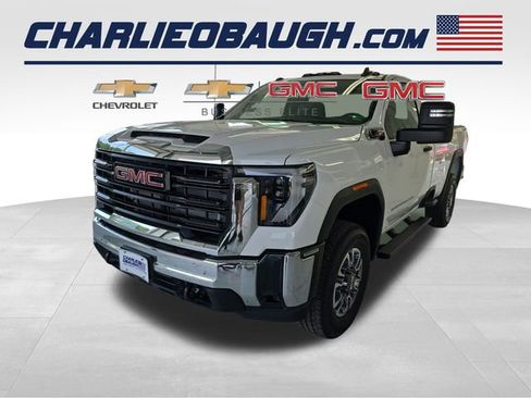 New 2025 GMC Sierra 3500 Pro image 1