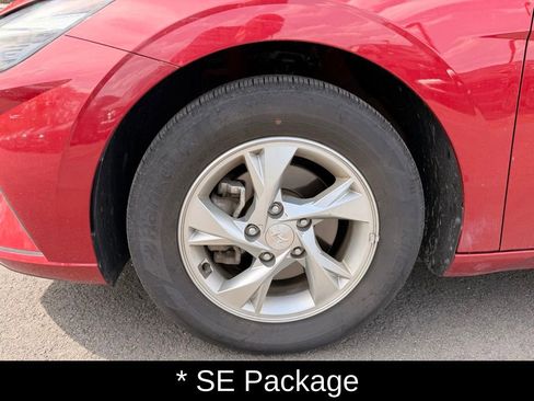 Certified 2023 Hyundai Elantra SE FWD image 9