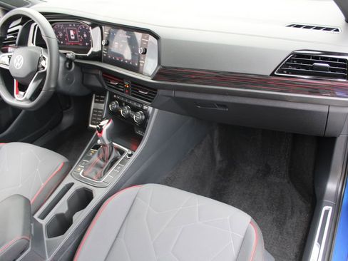 Certified 2024 Volkswagen Jetta GLI 40th Anniversary Edition image 25