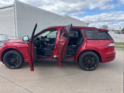New 2026 Lincoln Aviator Reserve image 12