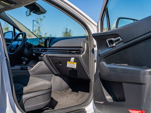 New 2026 Kia Sportage LX FWD image 7