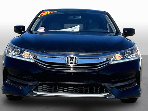 Used 2017 Honda Accord LX image 3