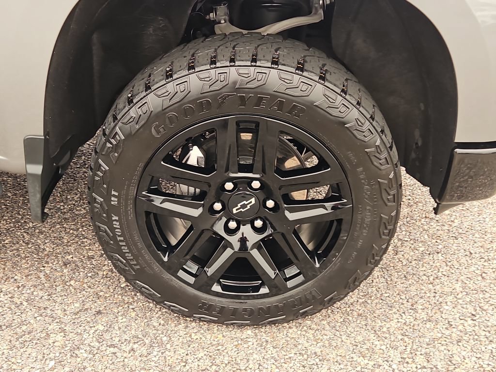 Certified 2023 Chevrolet Silverado 1500 LT Trail Boss w/ LPO, Dark Essentials Package AWD/4WD image 10