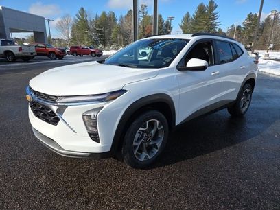 New 2026 Chevrolet Trax LT w/ Driver Confidence Package