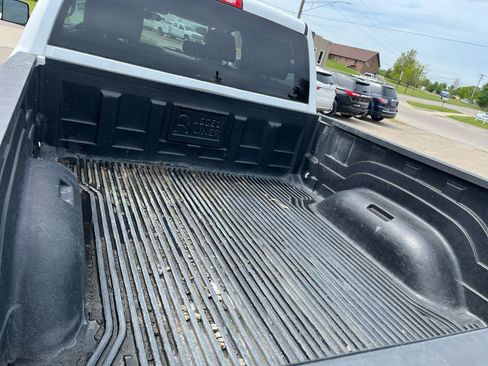 Used 2019 RAM 2500 Tradesman AWD/4WD image 17