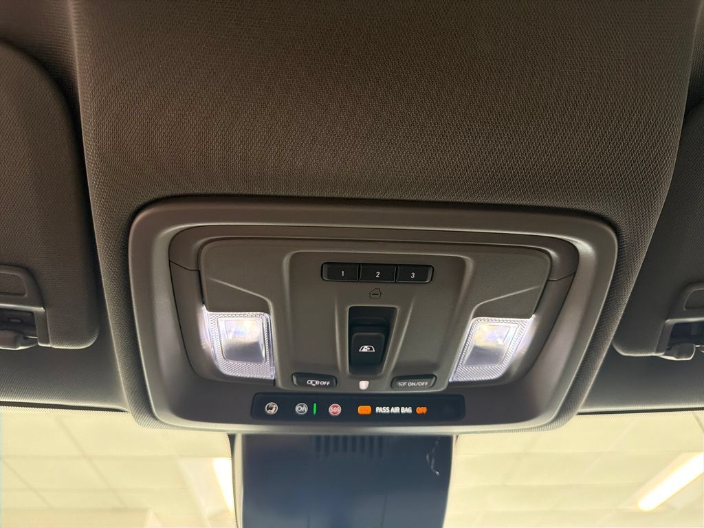 New 2026 GMC Sierra 1500 SLE AWD/4WD image 17
