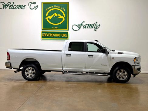 Used 2023 RAM 2500 Big Horn w/ Level 1 Equipment Group image 8