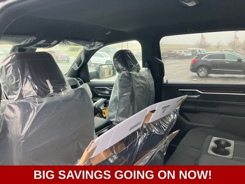 New 2026 RAM 1500 4x4 Crew Cab image 24