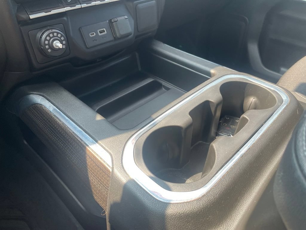 Used 2022 Chevrolet Silverado 1500 RST AWD/4WD image 19