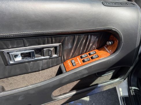 Used 1991 Chrysler TC by Maserati 2DR CONV image 17