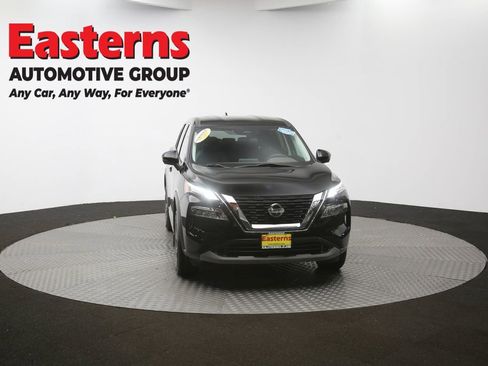 Used 2021 Nissan Rogue SV image 49