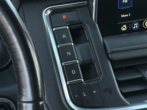 Used 2021 Chevrolet Tahoe LT w/ Rear Media and Nav Package image 19