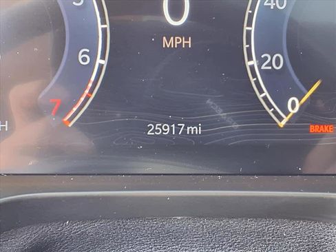 Used 2022 Jeep Grand Cherokee L Limited image 25