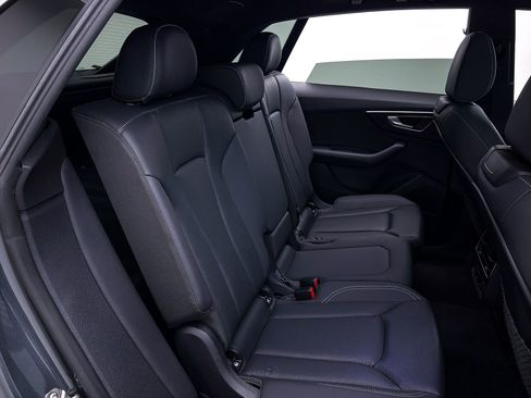 Used 2021 Audi Q8 Premium Plus w/ Premium Plus Package AWD/4WD image 39