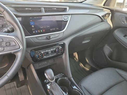 Used 2022 Buick Encore GX Essence w/ Experience Buick Package AWD/4WD image 22