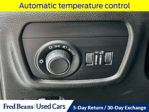 Used 2024 Jeep Grand Cherokee L Laredo AWD/4WD image 12