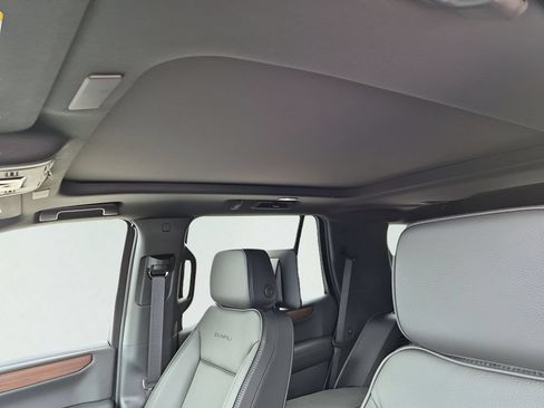 New 2026 GMC Yukon Denali w/ Advanced Technology Package AWD/4WD image 27