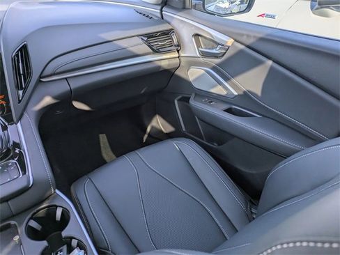 Certified 2025 Acura RDX w/ Technology Package image 20