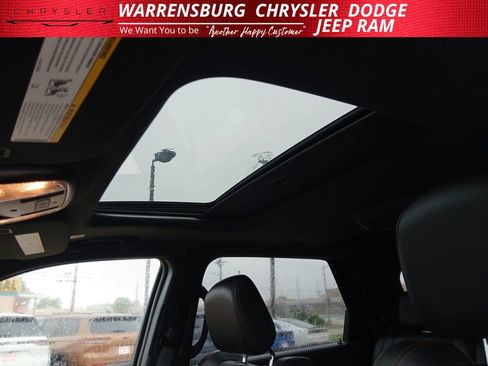 Used 2025 Dodge Durango R/T AWD/4WD image 28
