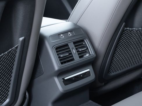 New 2025 Audi Q5 Premium image 26