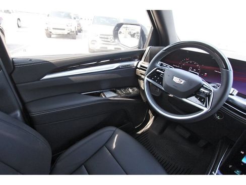 New 2026 Cadillac Escalade 2WD image 8