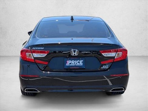 Used 2020 Honda Accord Touring image 7