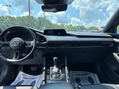 Used 2024 MAZDA MAZDA3 s FWD image 10
