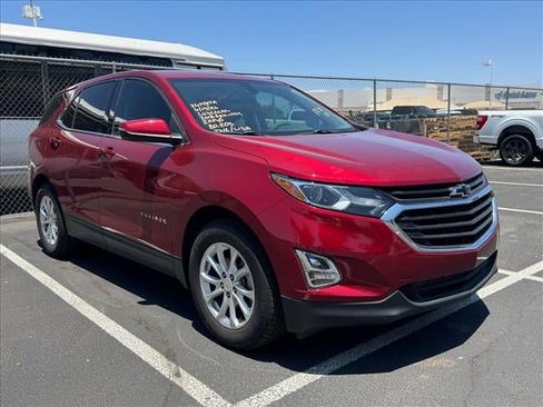 Used 2018 Chevrolet Equinox LT FWD image 1