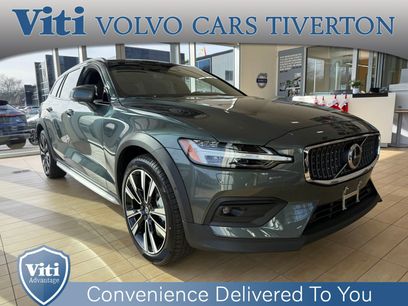 New 2026 Volvo V60 B5 Cross Country Ultra w/ Climate Package