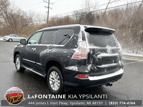 Used 2015 Lexus GX 460 image 3