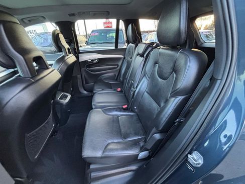 Used 2018 Volvo XC90 T5 Momentum AWD/4WD image 9
