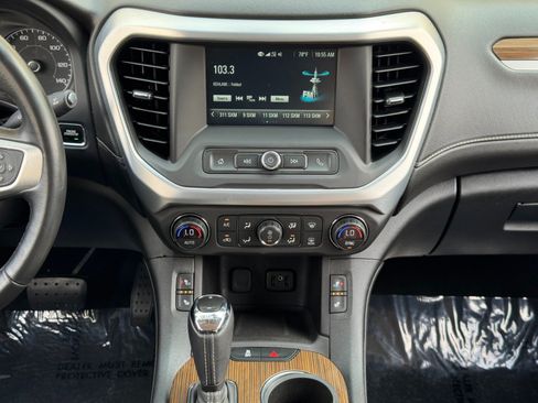 Used 2018 GMC Acadia SLE w/ Driver Alert Package I AWD/4WD image 21
