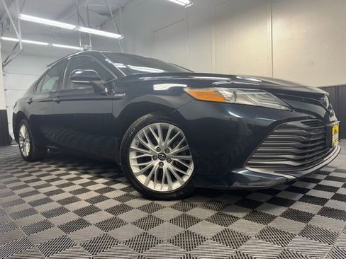 Used 2018 Toyota Camry XLE w/ Audio Package image 34