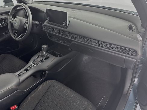 Certified 2024 Honda HR-V Sport image 27
