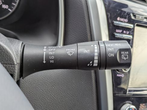 Used 2022 Nissan Murano SL w/ SL Moonroof Package image 28