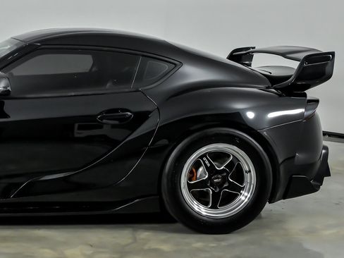 Used 2020 Toyota Supra RWD image 7