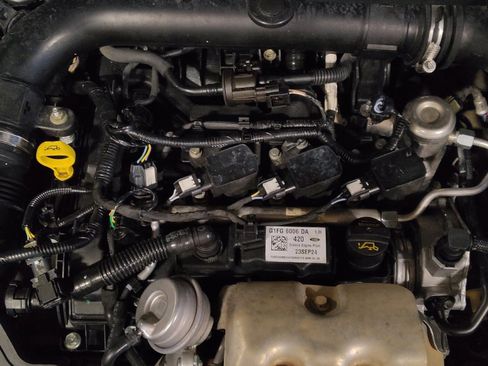 Used 2018 Ford EcoSport S image 30