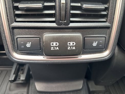 Used 2020 Subaru Forester Touring image 18