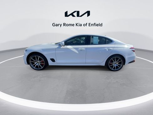 Used 2025 Genesis G70 2.5T image 5