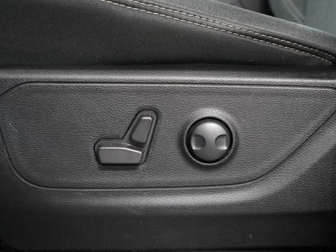 Used 2022 RAM 1500 Big Horn AWD/4WD image 19