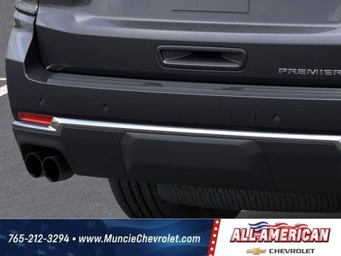 New 2025 Chevrolet Suburban Premier image 14