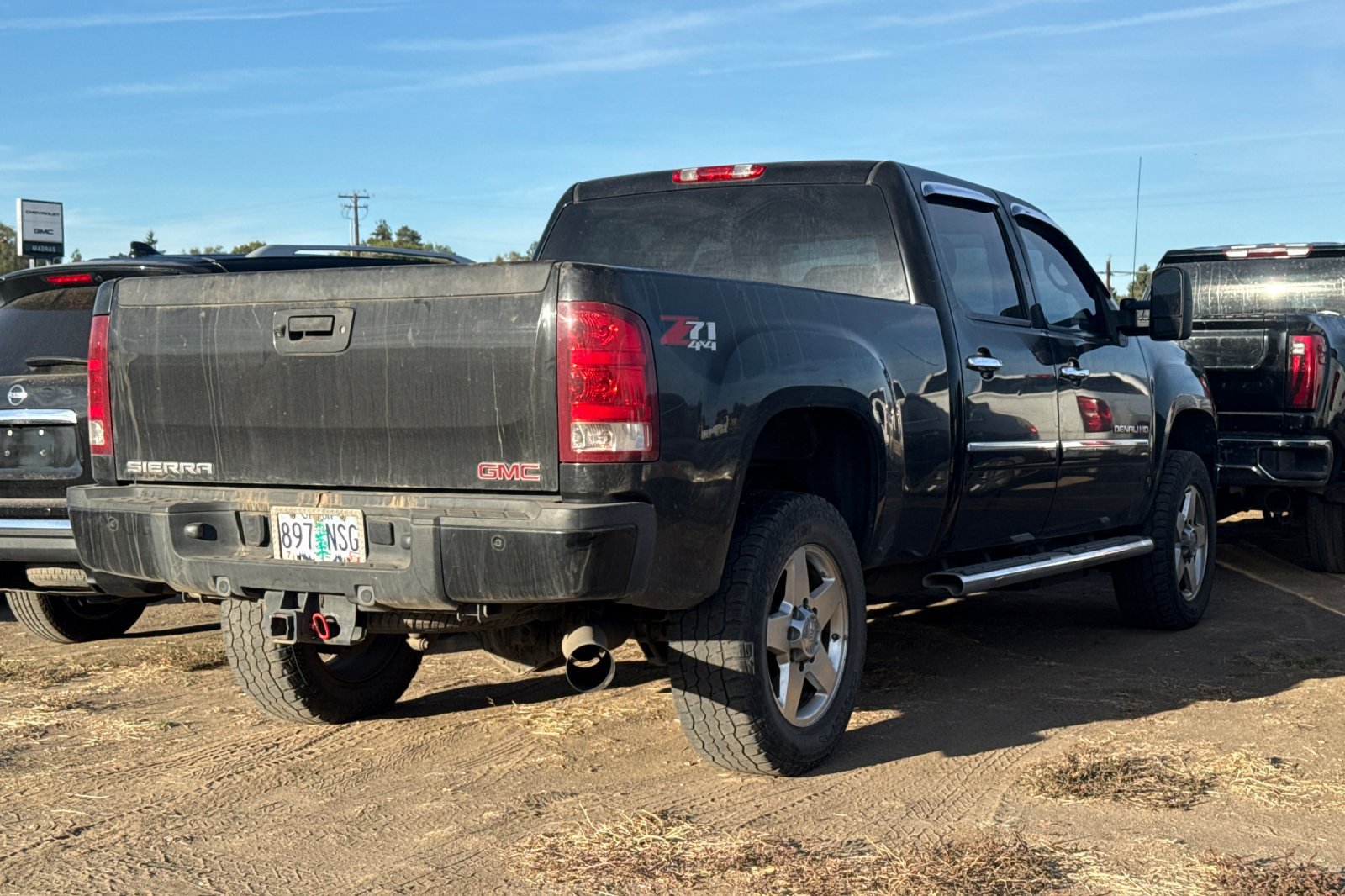 Used 2011 GMC Sierra 2500 Denali AWD/4WD image 4