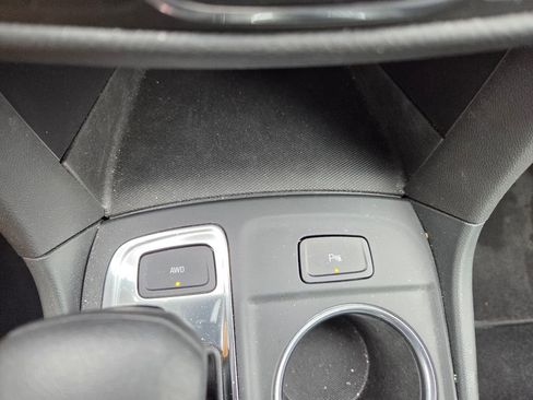 Used 2022 Chevrolet Equinox LT image 19