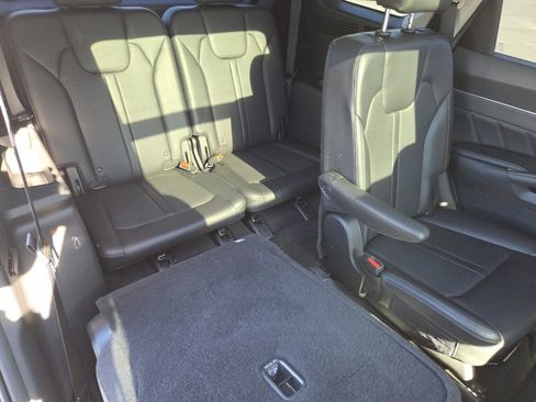 Used 2023 Kia Sorento SX image 25